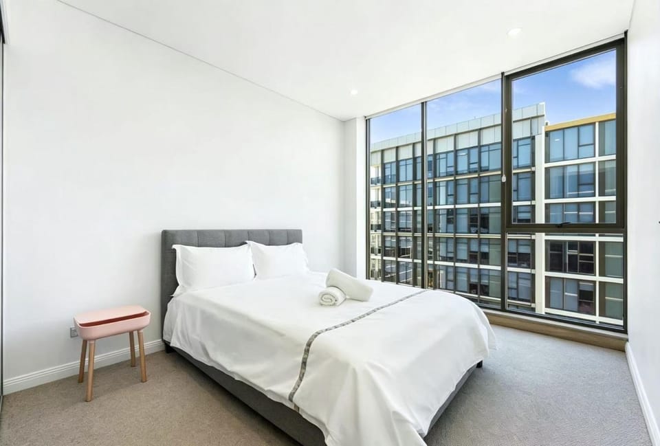 Mascot 3Bedroom apartment with free parking Apartment in Mascot