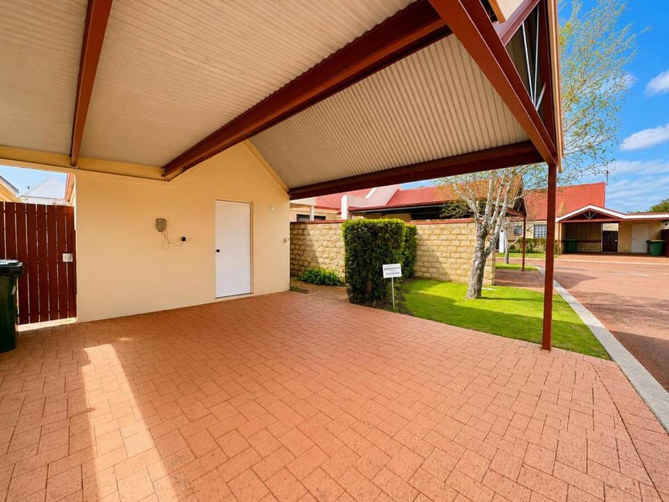 Lazy Afternoons at Halcyon Daze House in Dunsborough