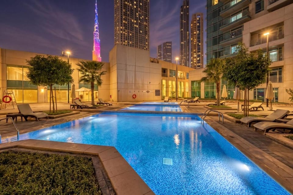 Property building, Day, Night, City view, Swimming pool, sunbed