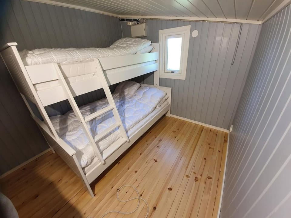 Cabin at Gautestad with charging facilities for electric cars! Cabin in Norway
