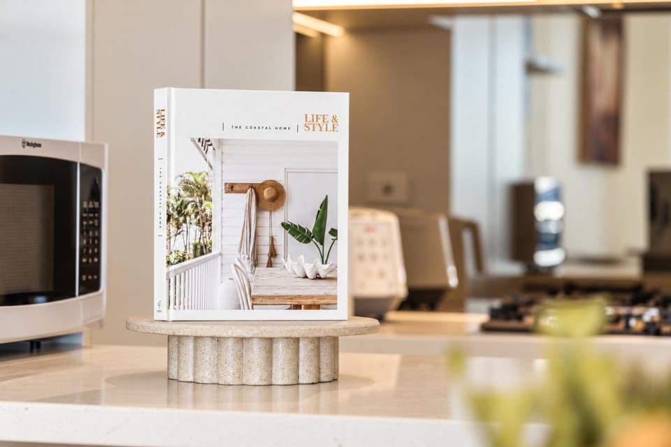 Kitchen or kitchenette, Decorative detail, microwave, stove