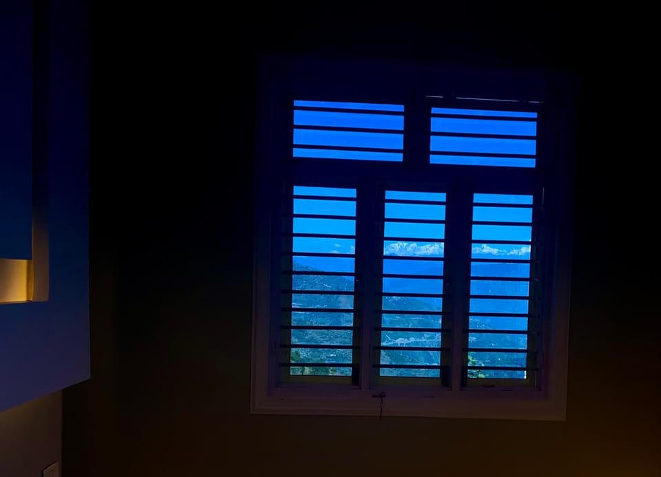 Nearby landmark, Neighbourhood, Bedroom, Landmark view