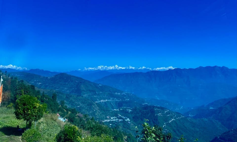 Nearby landmark, Neighbourhood, Natural landscape, Mountain view