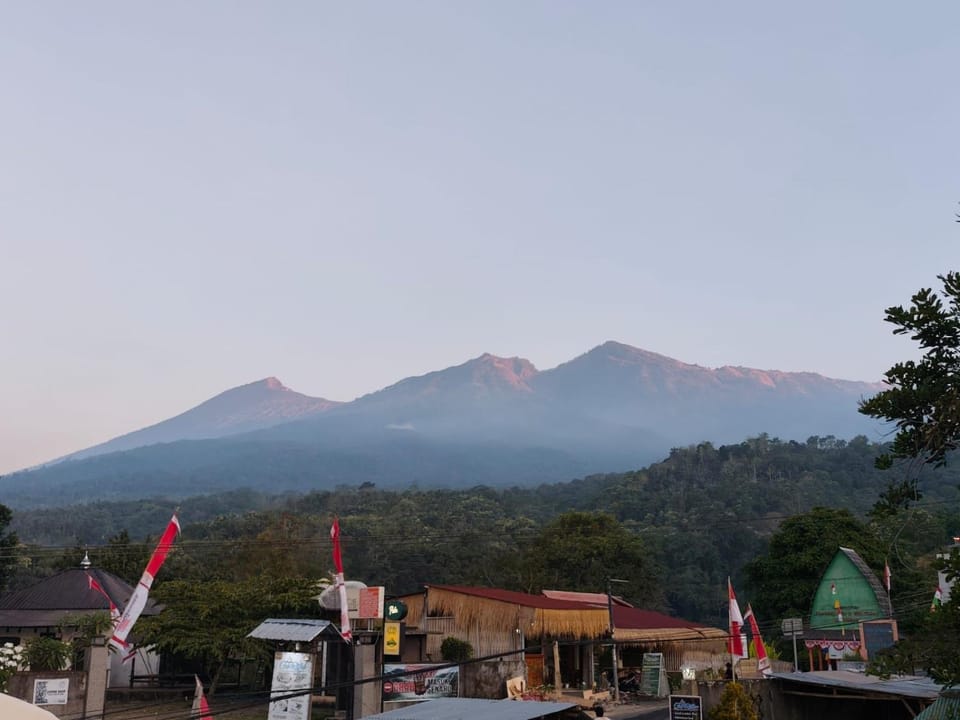 Tetep Tentrem Senaru Hostel in West Nusa Tenggara, Indonesia