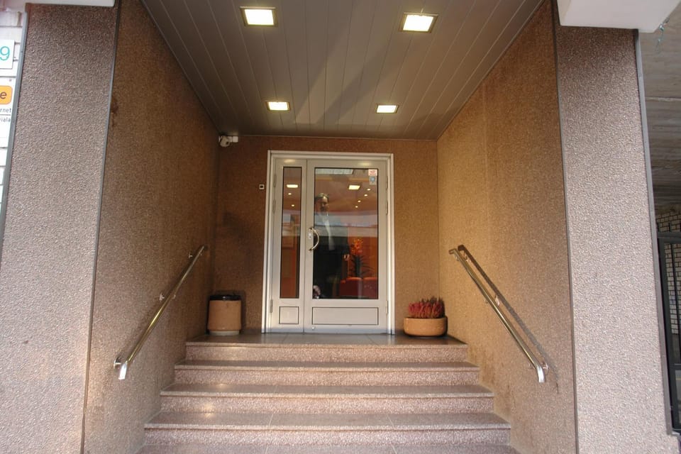 Facade/entrance, Other