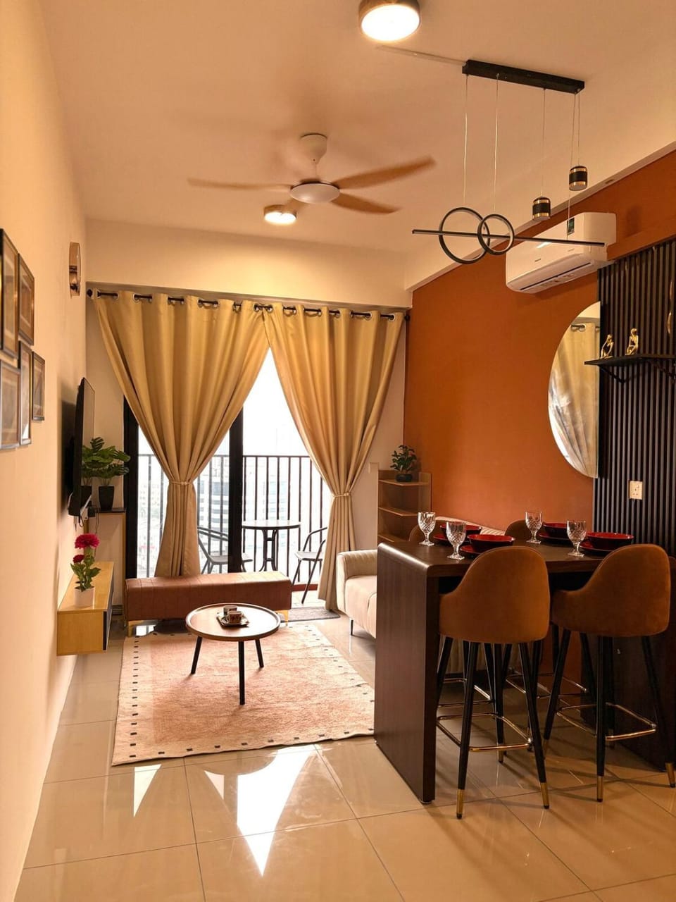 Cozy City View Piccadilly Greentown Apartment in Ipoh