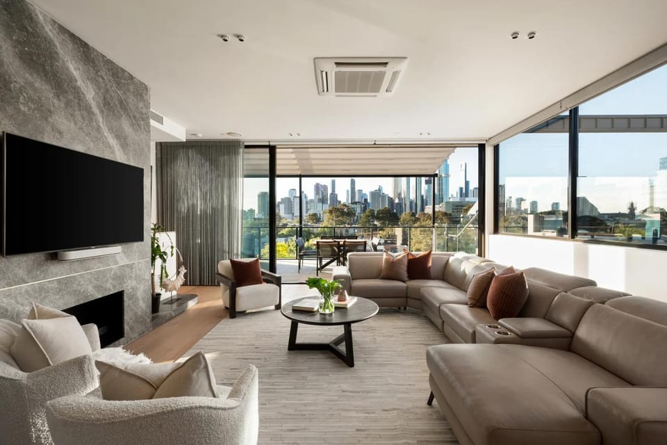 Luxury South Melbourne Penthouse Apartment in Melbourne