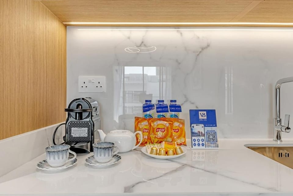 Coffee/tea facilities, Kitchen or kitchenette