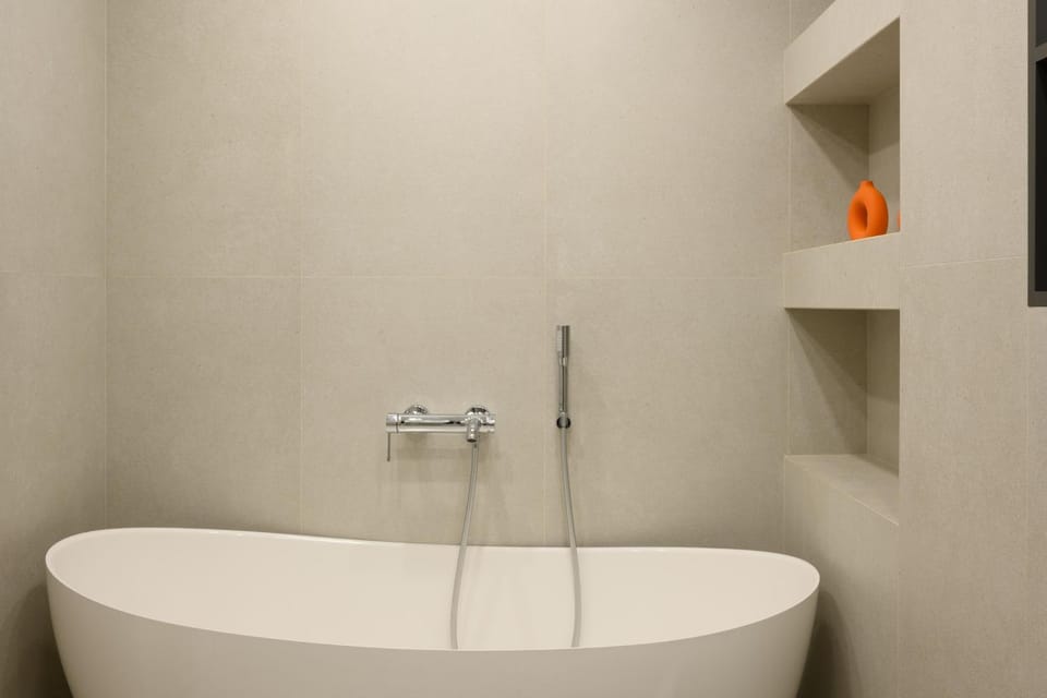Bathroom, Bath
