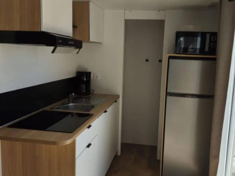 Mobil home climatisé - 4 pers. - FR-1-925-8 Campground/ 
RV Resort in Nouvelle-Aquitaine