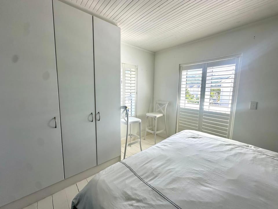 Summer House On Thesen Island House in Knysna