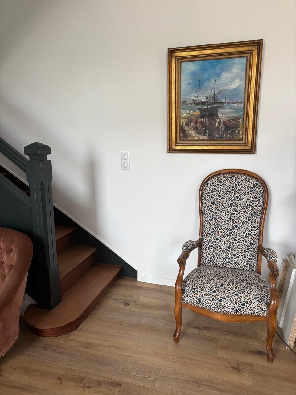 Property building, Living room