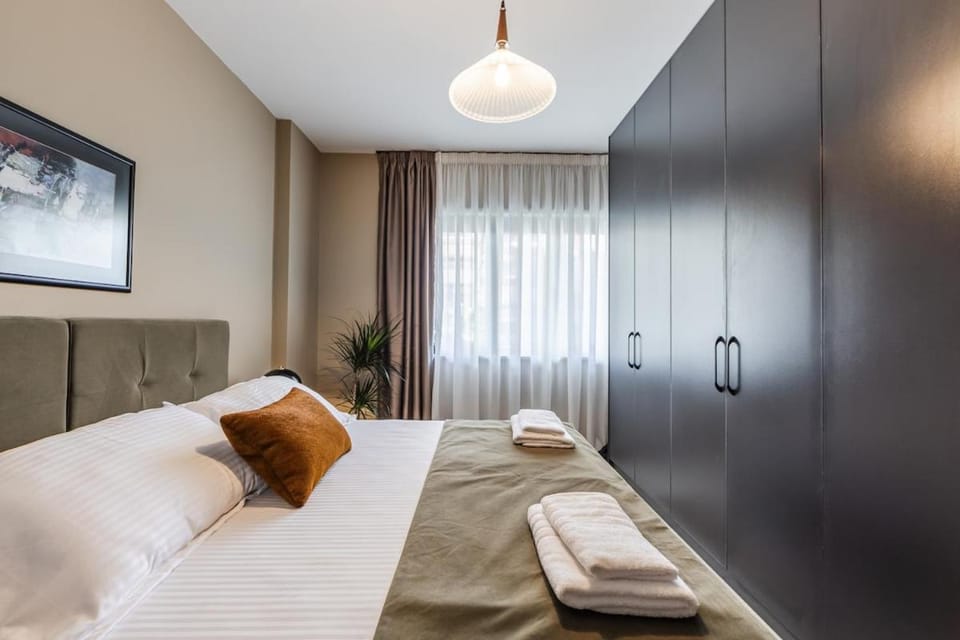 The Capital Stay 1BR with Balcony by PikHost Apartment in Tirana