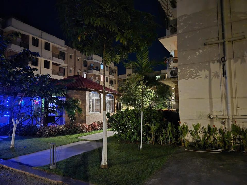 Flat at Batabari Middle of Lataguri-Chalsa Apartment in West Bengal