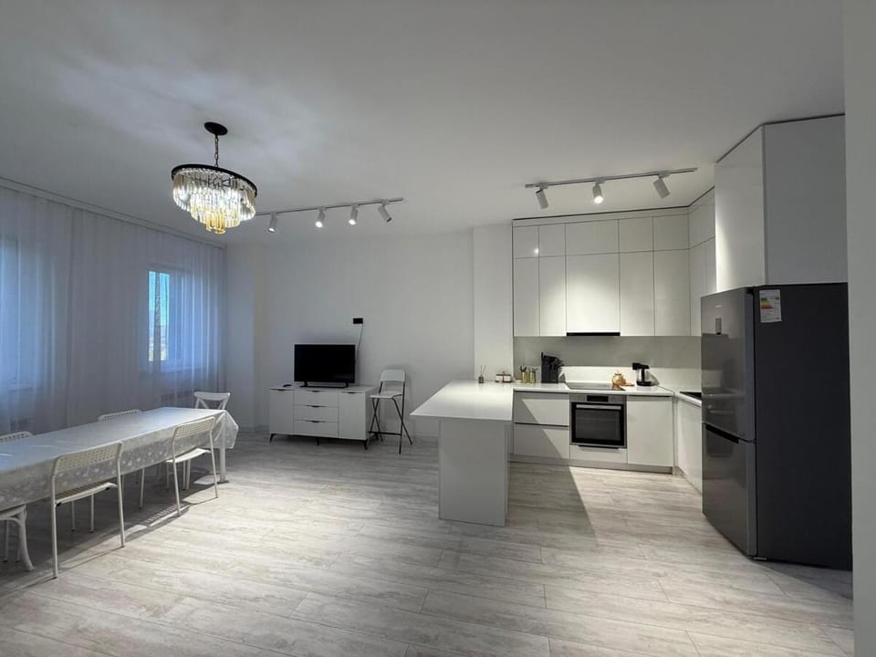Family Friendly Apt near Botanical Garden Self Check-in Apartment in Kazakhstan