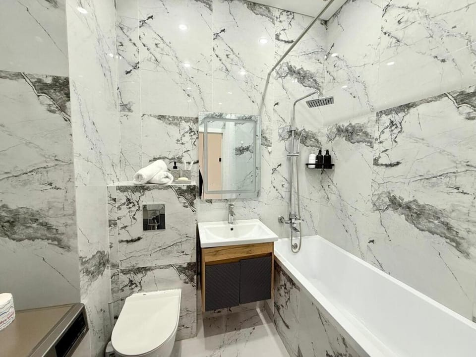 Family Friendly Apt near Botanical Garden Self Check-in Apartment in Kazakhstan