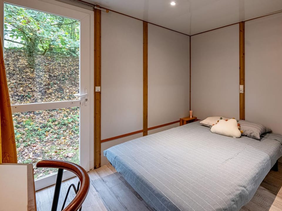 Chalet climatisation - 6 pers. - FR-1-1013-1 Campground/ 
RV Resort in Nouvelle-Aquitaine