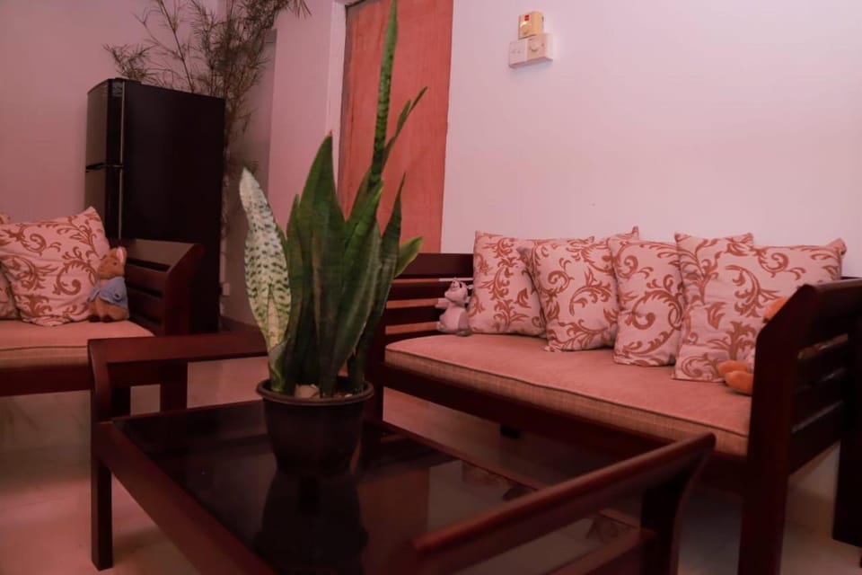 Tropical Garden Stay Bed and Breakfast in Southern Province