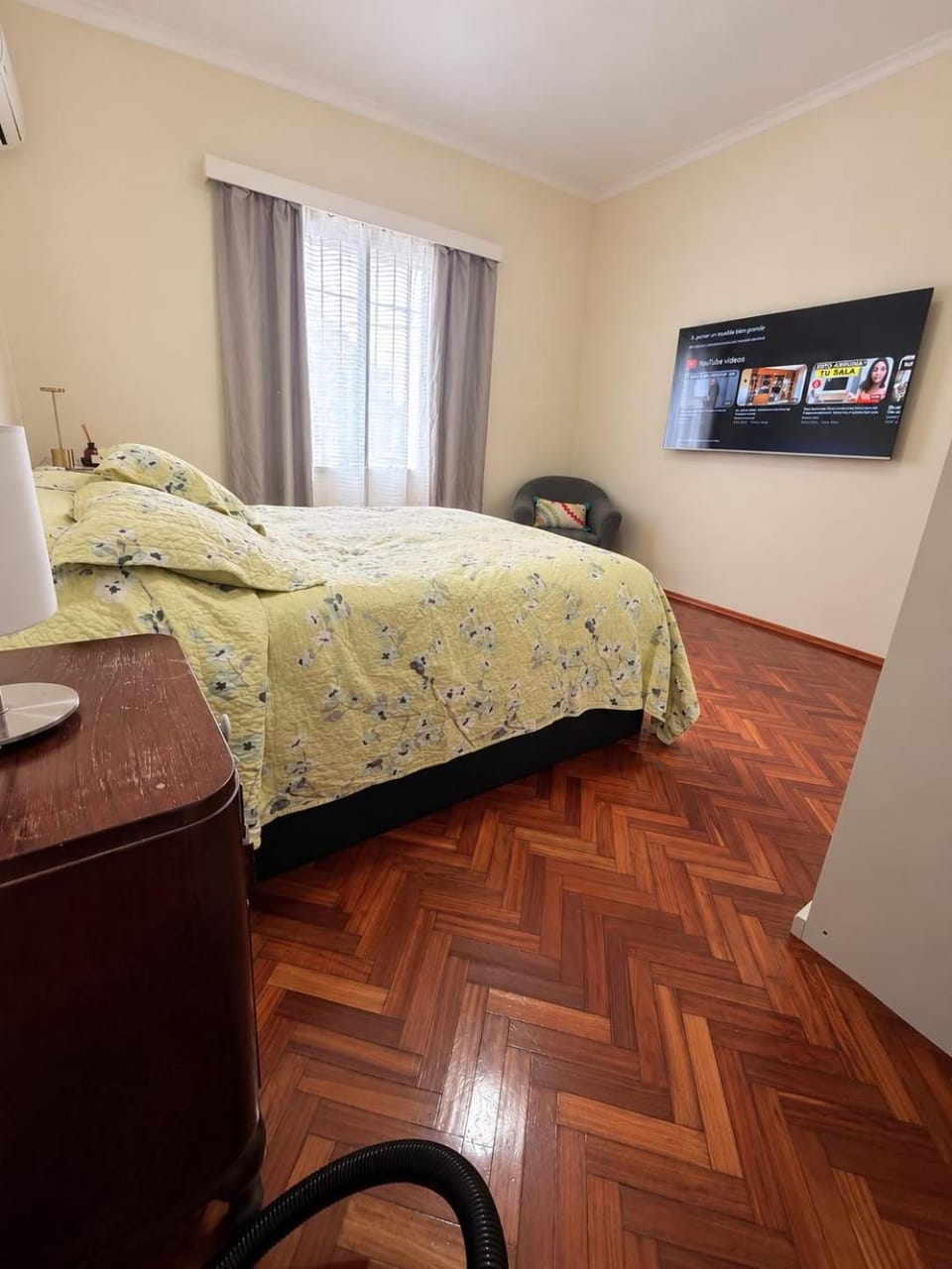 Casa a 8 cuadras del estadio centenario House in Montevideo Department, Uruguay