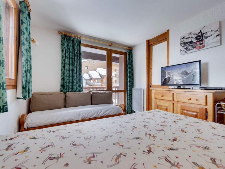 Appartement lumineux - 4 pers. - FR-1-518-241 Apartment in Val dIsere