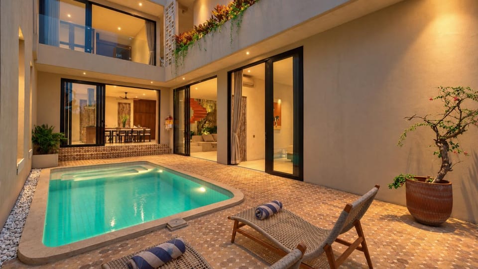 Property building, Swimming pool