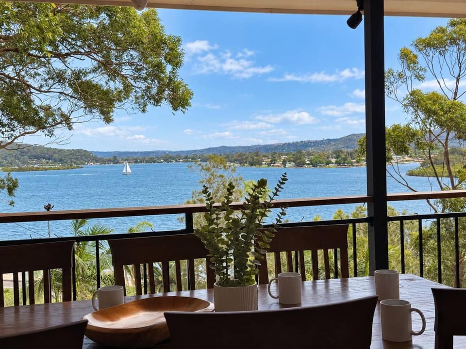 Balcony/Terrace, Seating area, Dining area, Lake view, Sunset