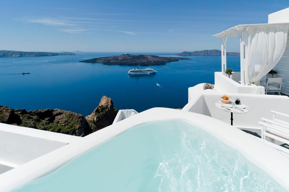 Day, Natural landscape, Hot Tub, View (from property/room), Balcony/Terrace, Sea view