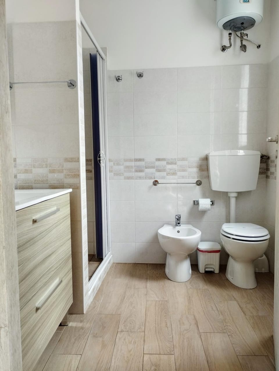 Bathroom, bidet