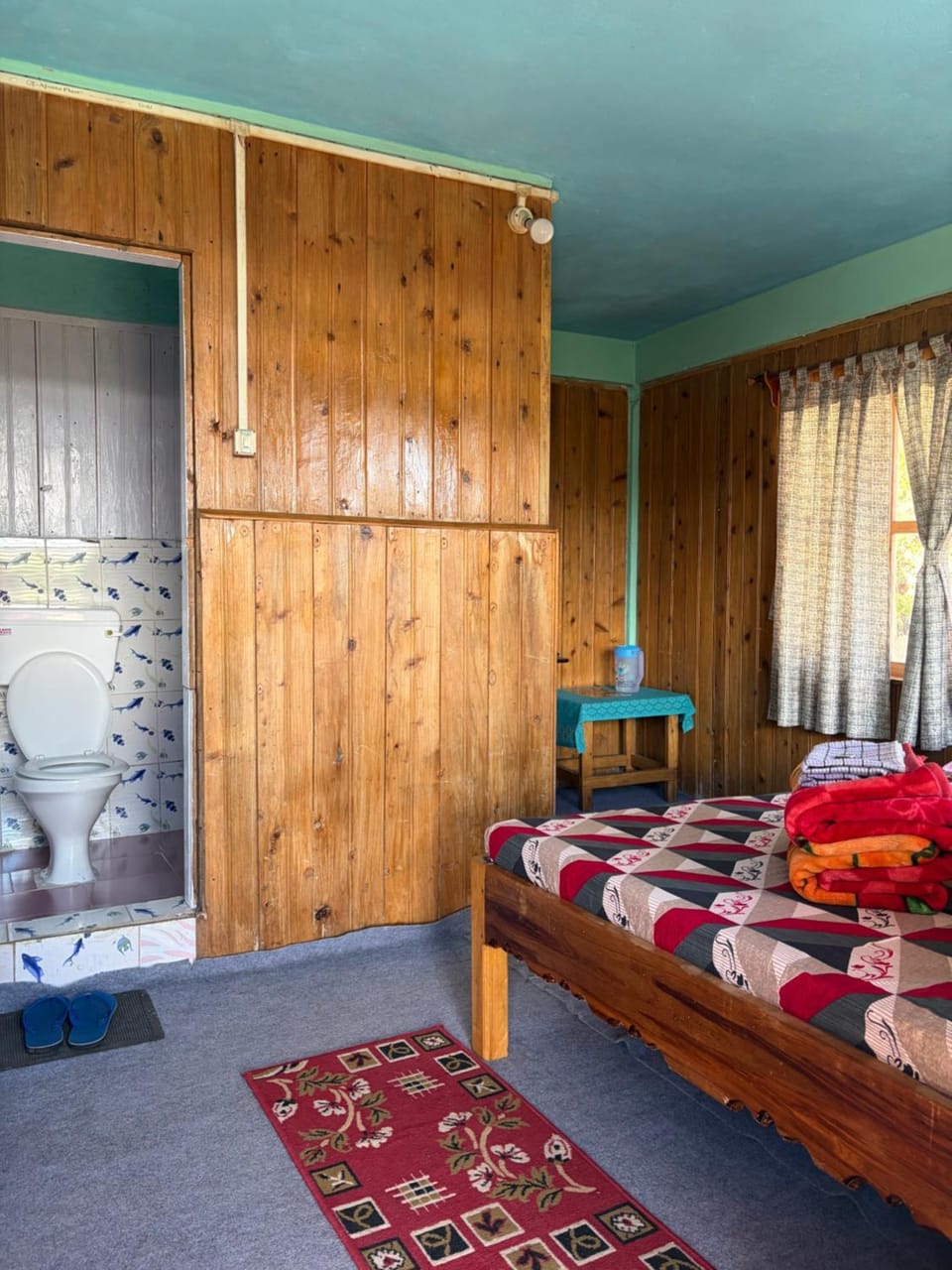 Bed, Photo of the whole room