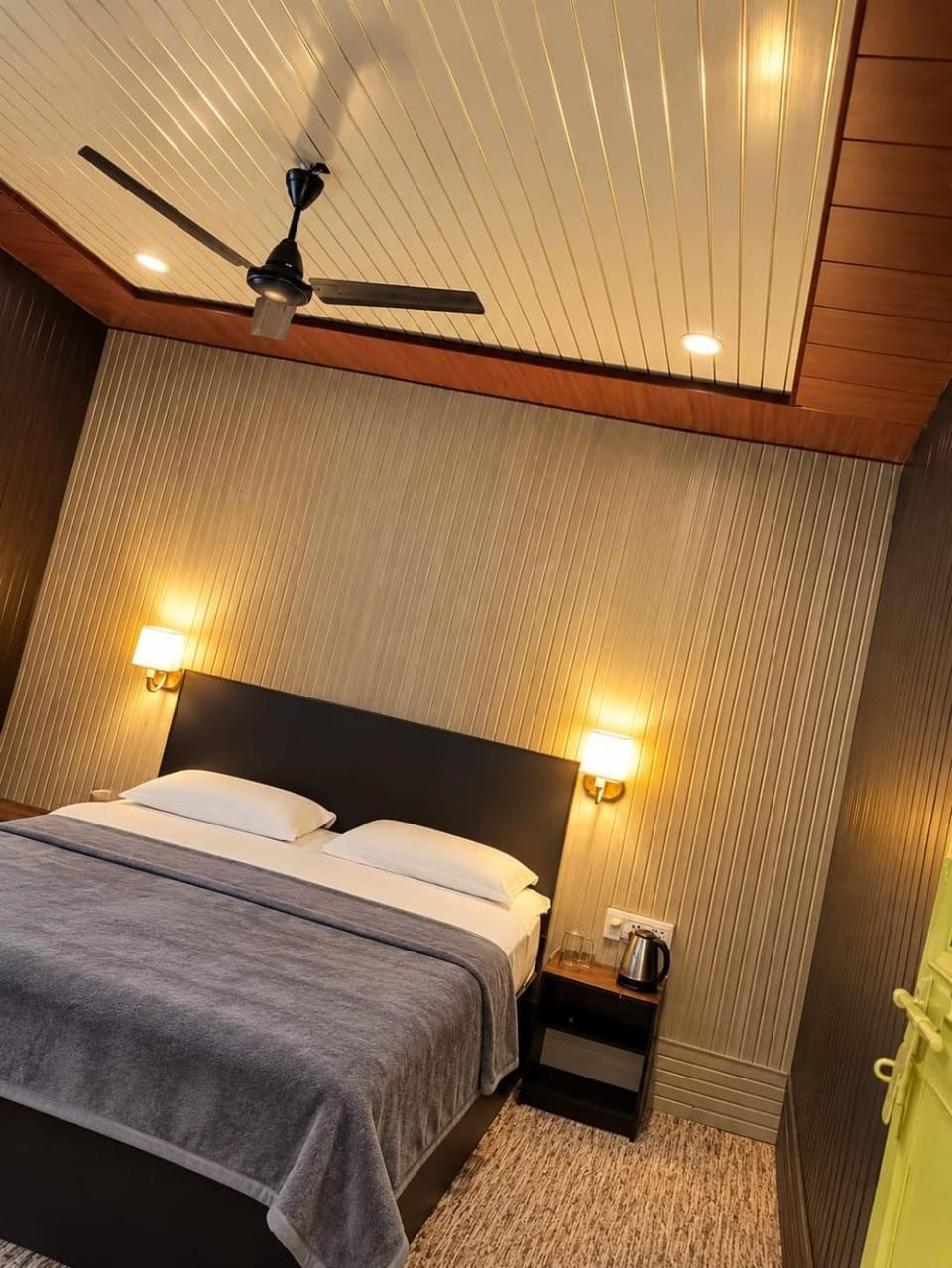 Divyanshi Backpackers Hostel mathura vrindavan Vacation rental in Uttar Pradesh