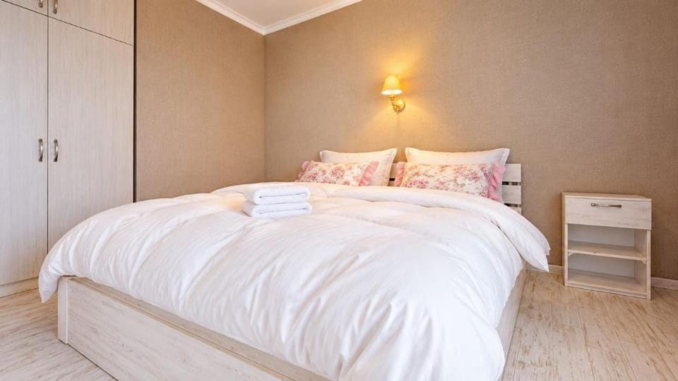 Затишні апартаменти біля Дніпра Оболонь Apartment in Kiev City - Kyiv