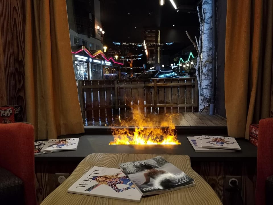 Lounge or bar