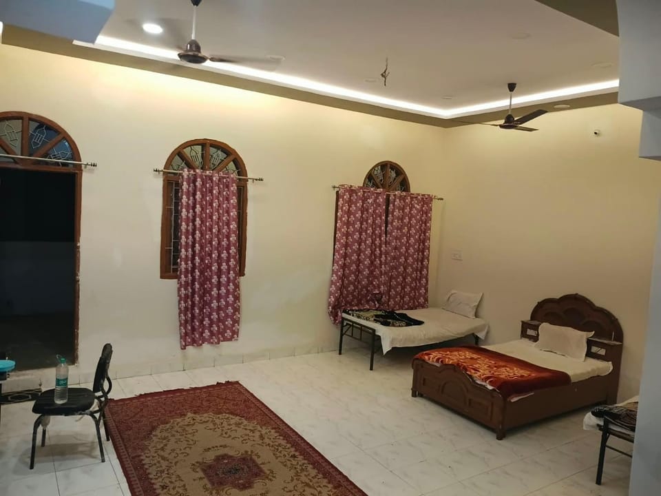 Hotel Shivdarshan Vacation rental in India