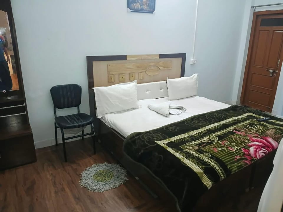 Hotel Shivdarshan Vacation rental in India