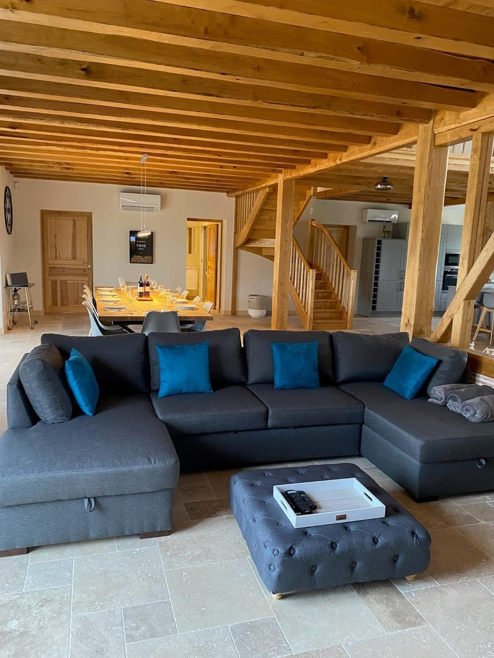 Property building, Living room