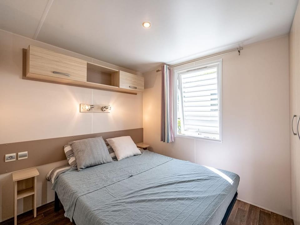 Mobil-home climatisé, animaux acceptés - 6 pers. - FR-1-1013-14 Campground/ 
RV Resort in Nouvelle-Aquitaine