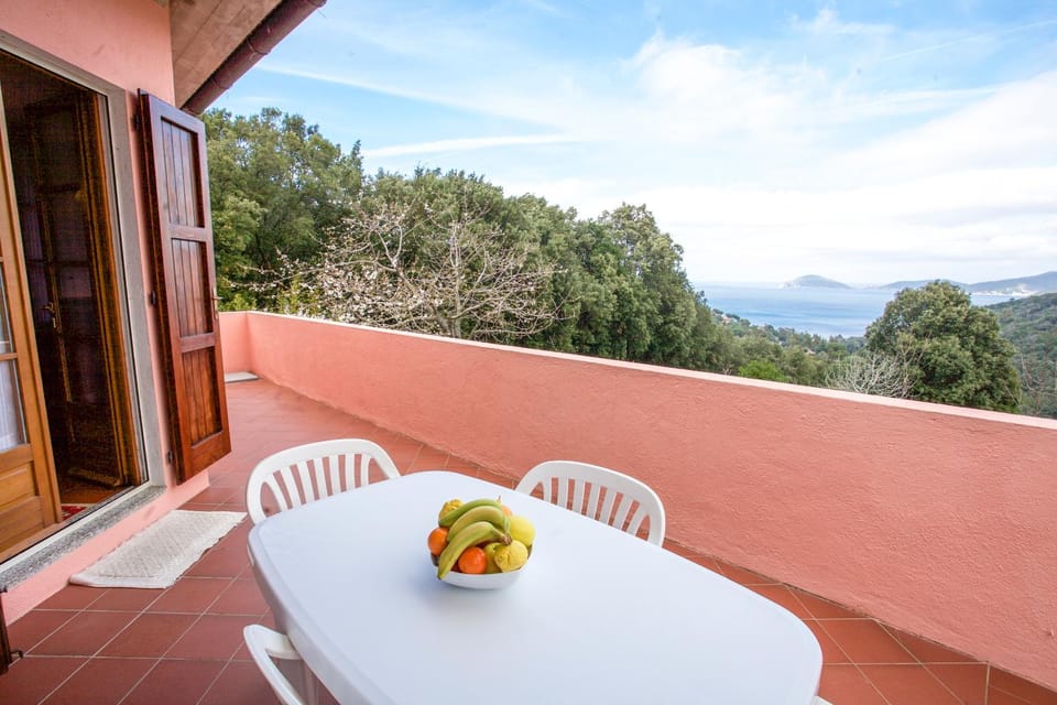 Patio, Garden view, Landmark view, Sea view