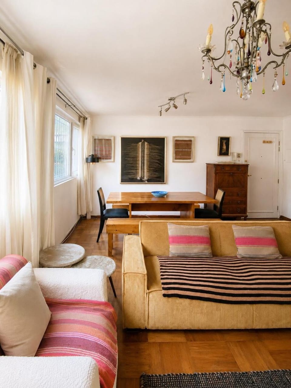 A pasos de Sky Costanera 10 pax parking Apartment in Providencia