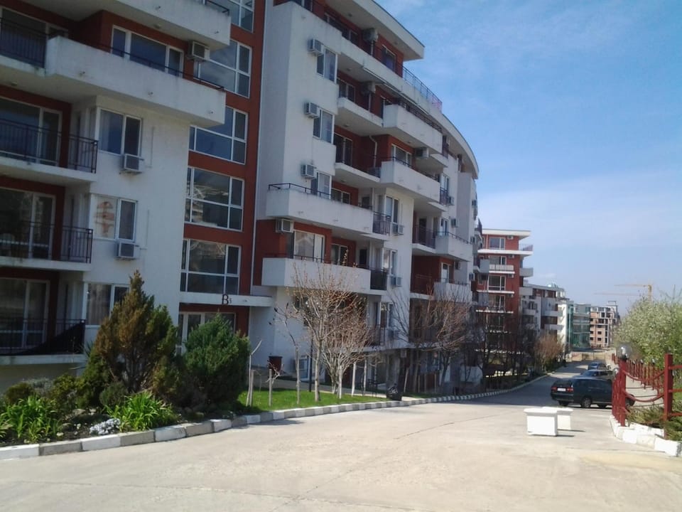 Private Apartment in Marina View Fort Beach Apartment in Burgas Province