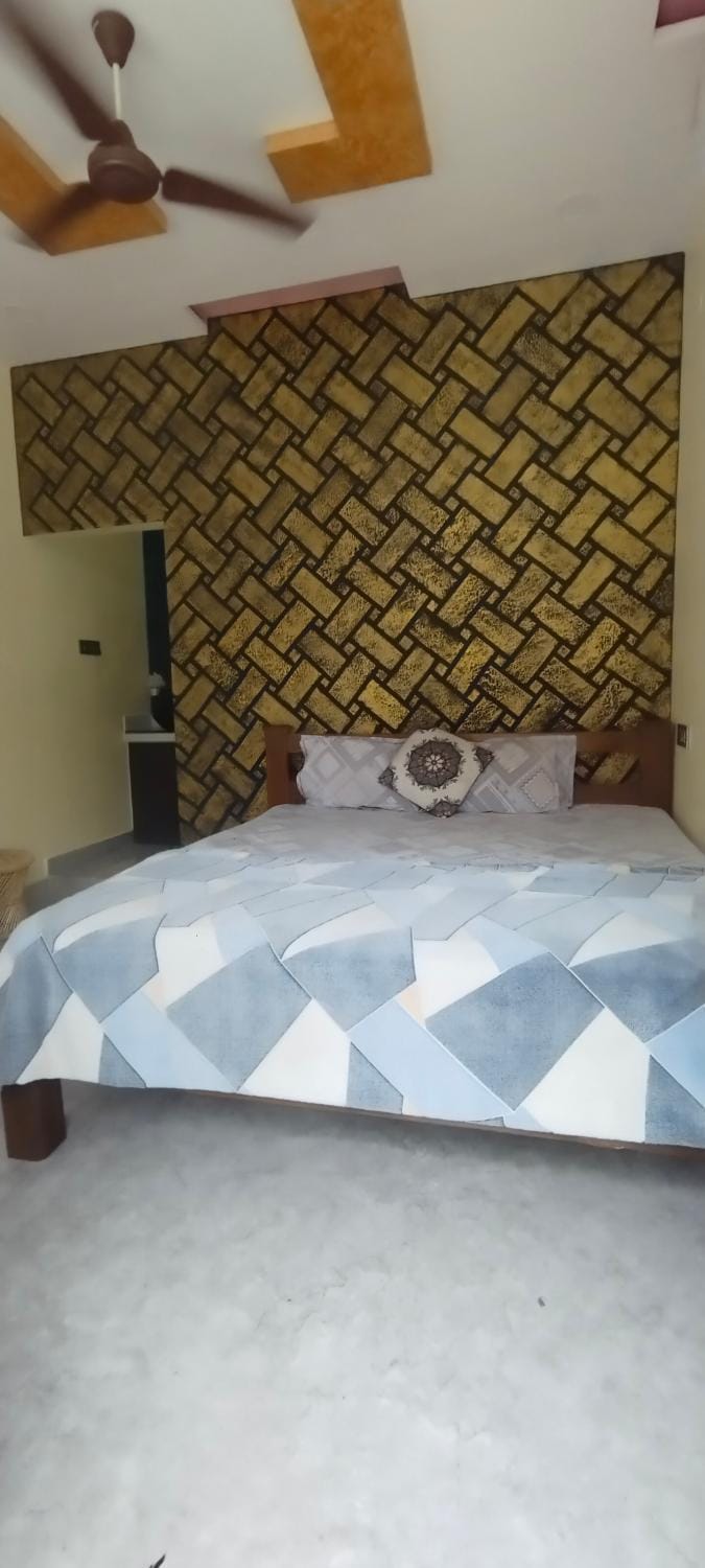 Happy guest house hampi Vacation rental in Karnataka