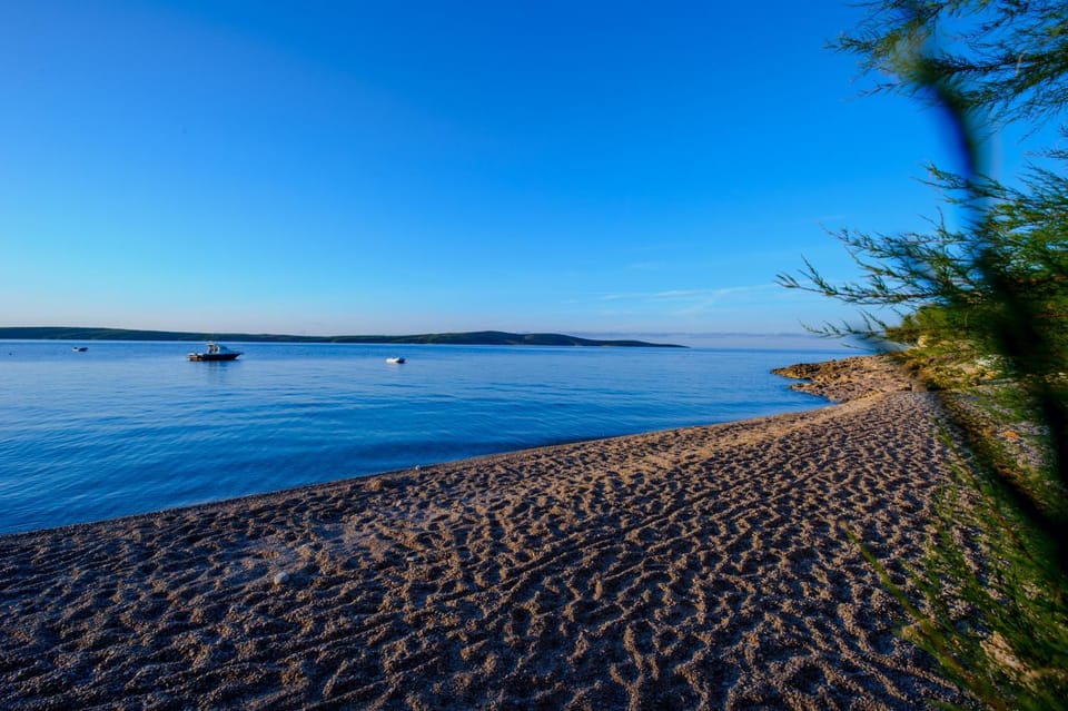 Beach, Street view