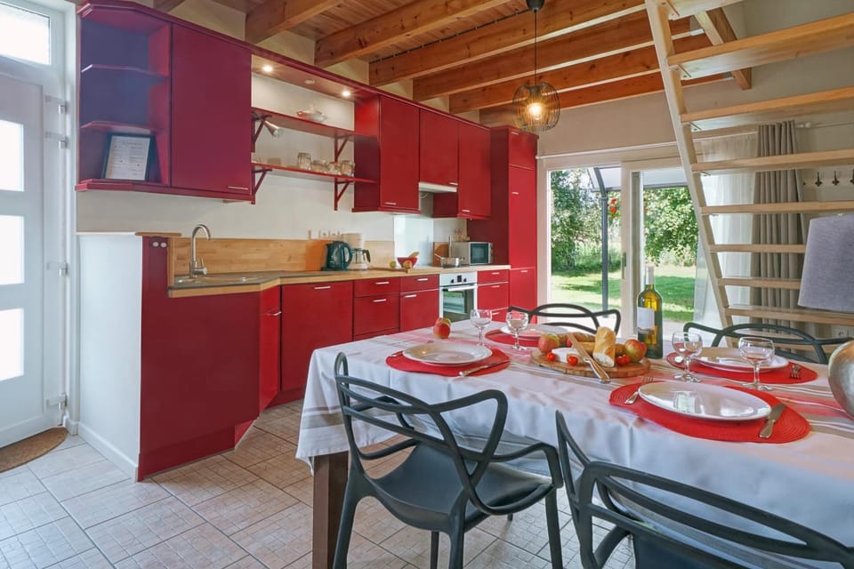 Kitchen or kitchenette, Food and drinks, Dining area, Food, minibar, pet friendly, stove