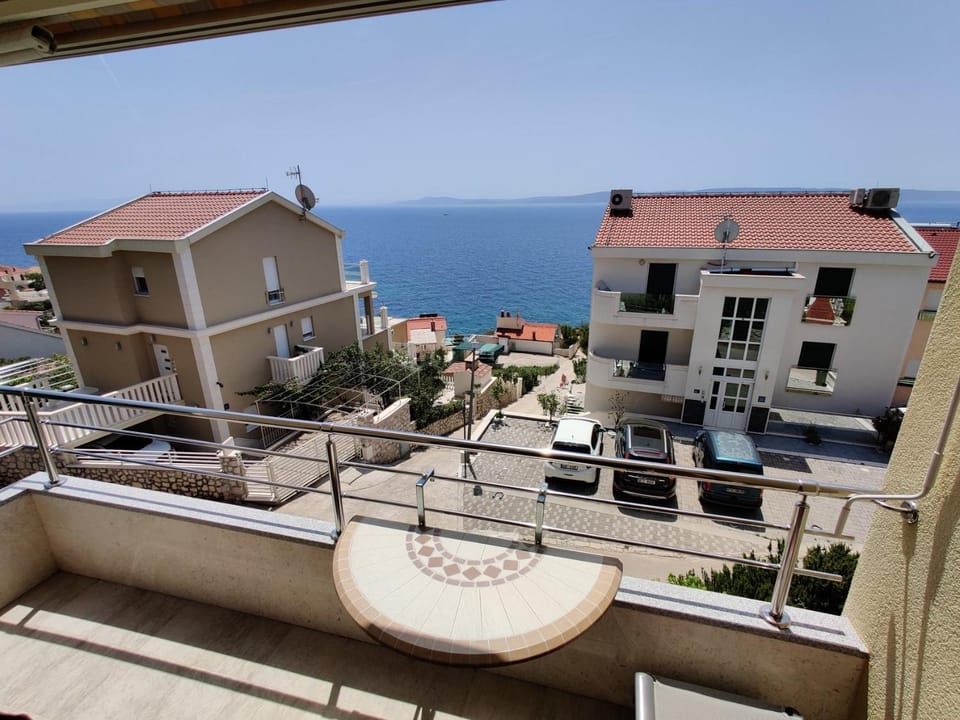 Balcony/Terrace, Sea view, Street view