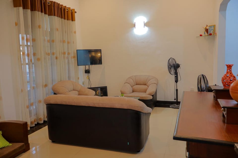 Flori Valley Private Villa With Private Pool Villa in Negombo