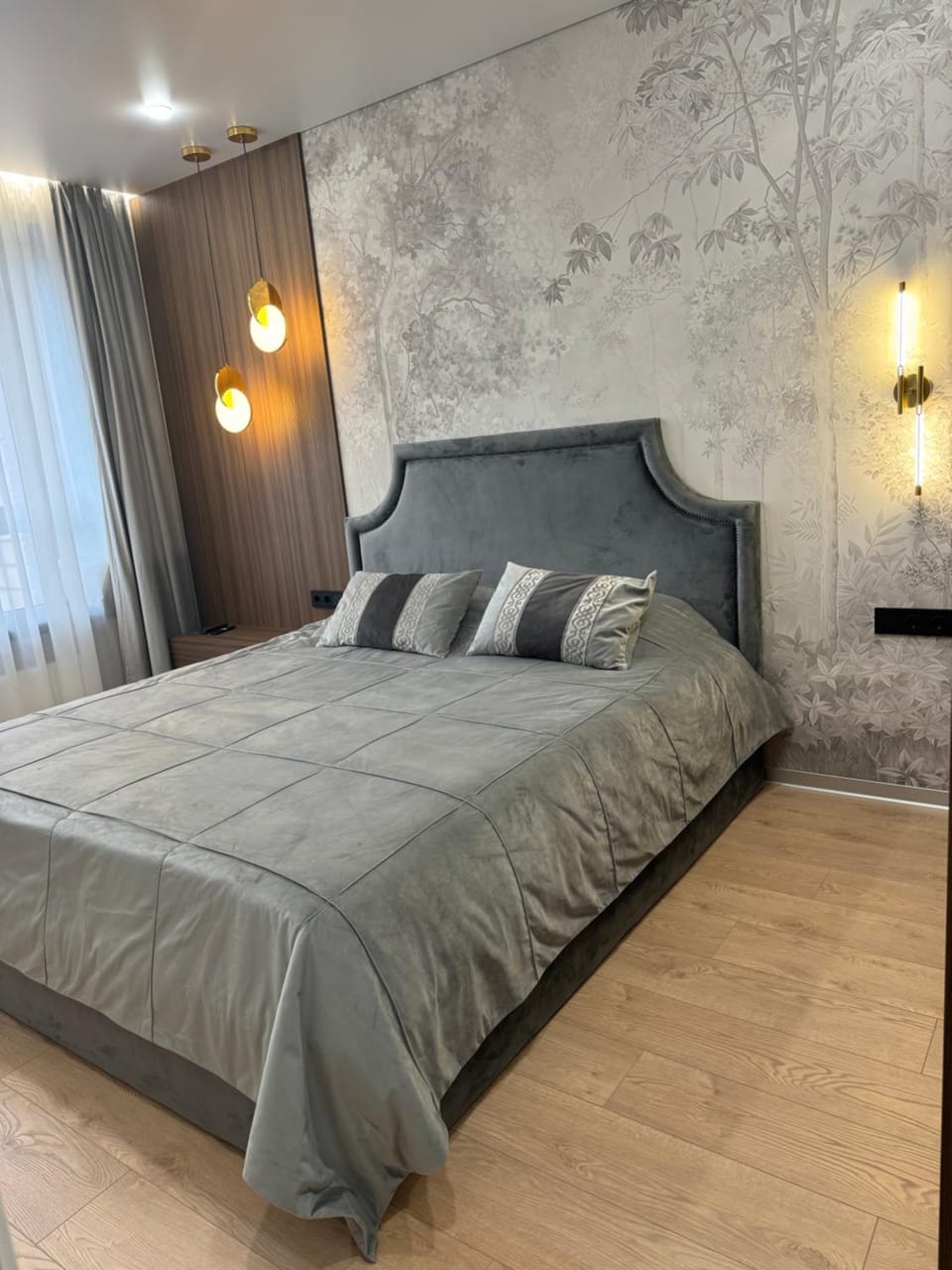 Затишна квартира в центрі з ДБЖ Apartment in Ukraine