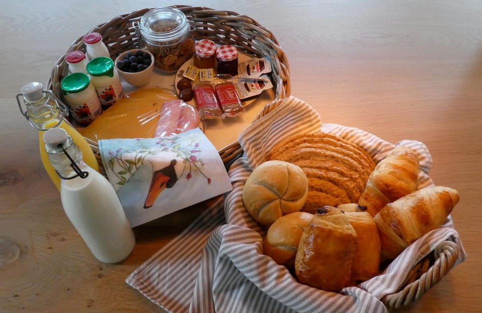 Food close-up, Food and drinks, Continental breakfast