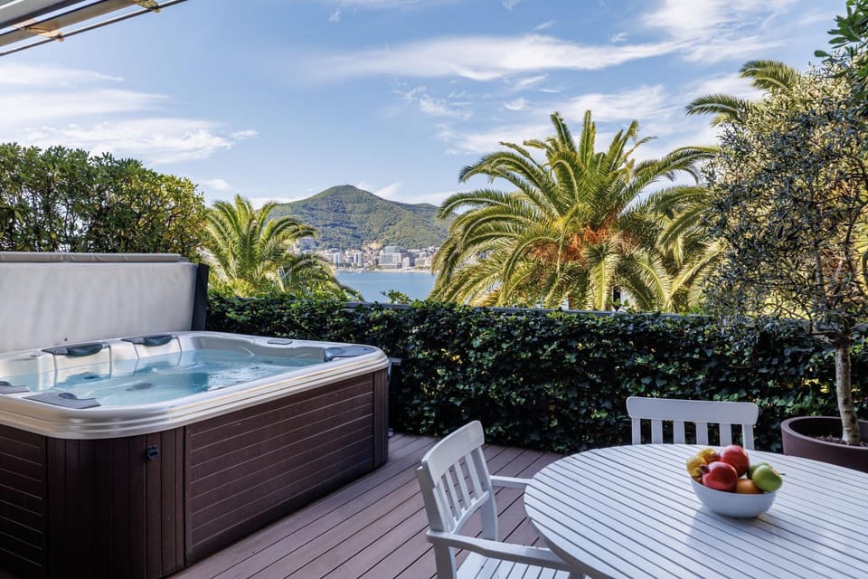 Hot Tub, Balcony/Terrace