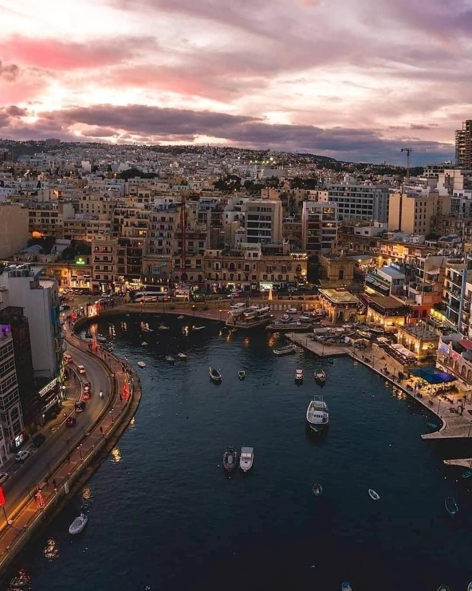 Bird's eye view, City view, Landmark view, Sunrise