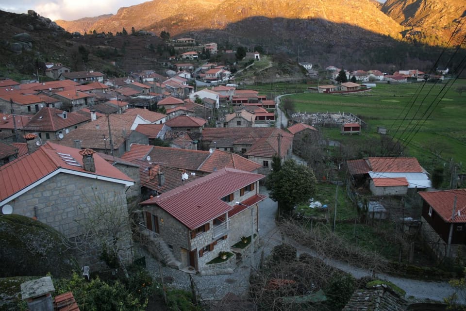 Facade/entrance, Neighbourhood, Natural landscape, Bird's eye view, Landmark view, Mountain view