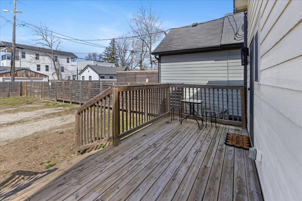 6 Bedroom Double Unit Retreat in the Heart of Indy House in Indianapolis